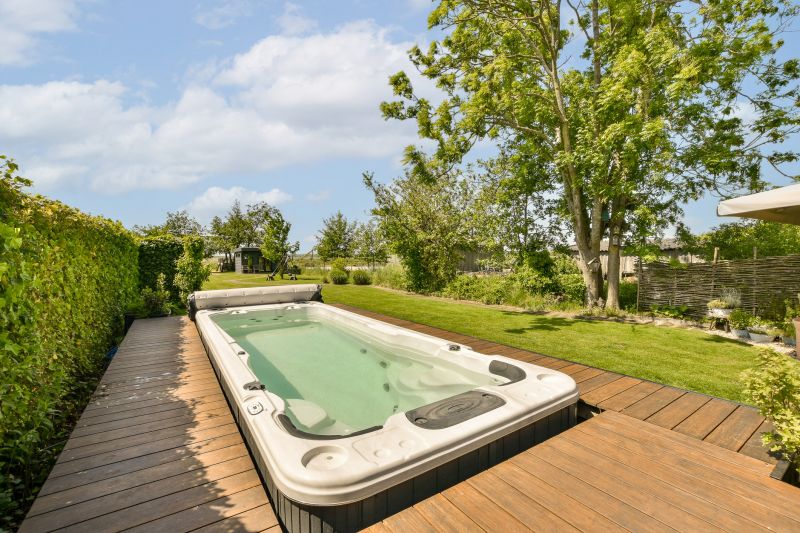 Hot Tub Deck Installation in Redmond, WA