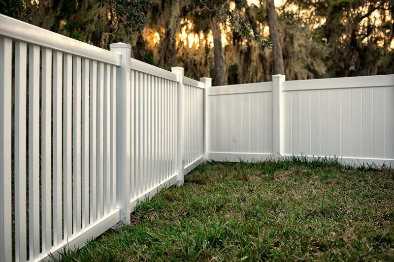 Vinyl Fence Installation in St Louis, MO